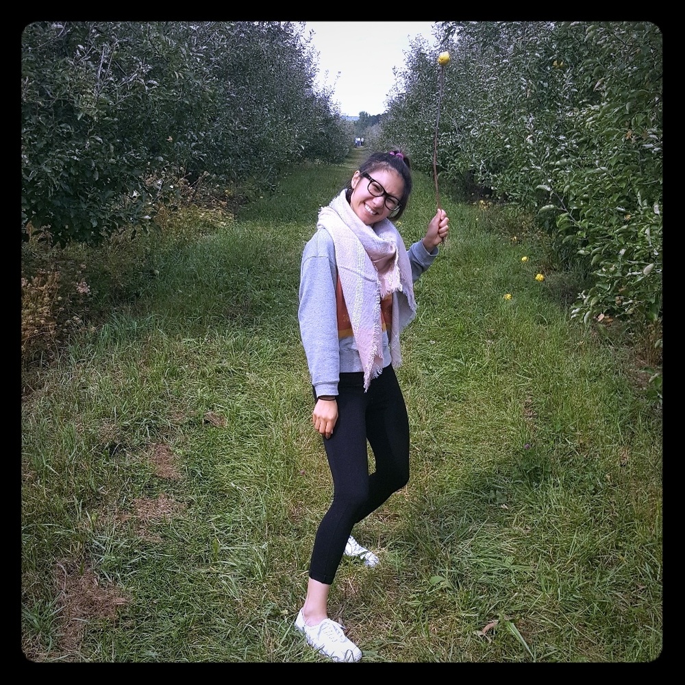 Meet your Posher, Czeena